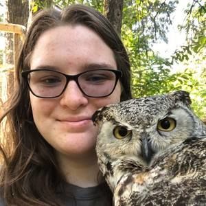 Meet your Posher, Caitlin